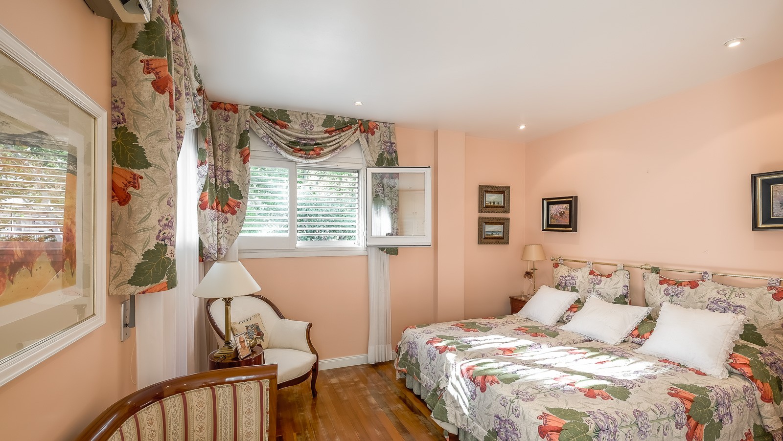 app.mge-alt - casa-cavallers-1897