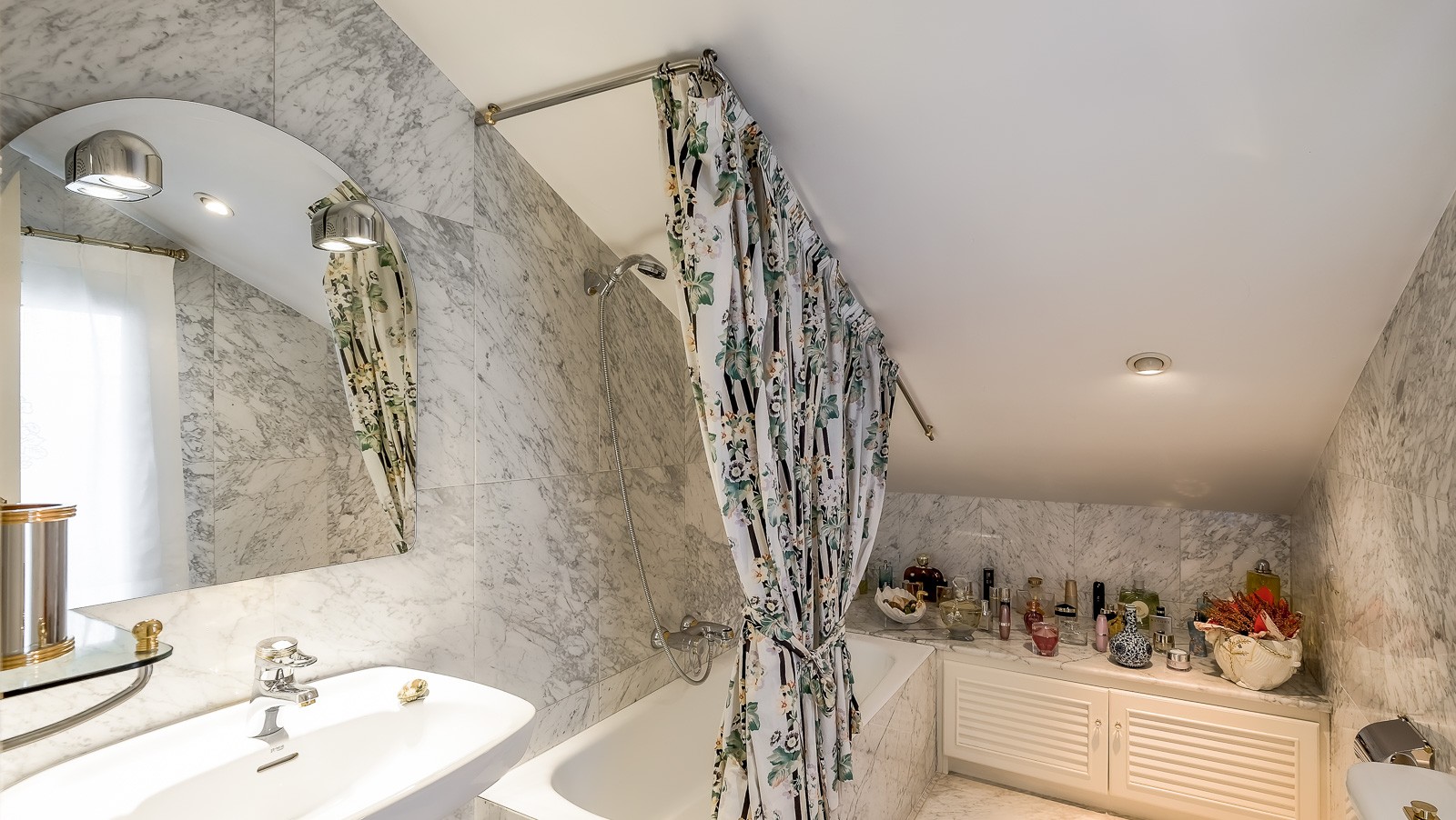 app.mge-alt - casa-cavallers-1897