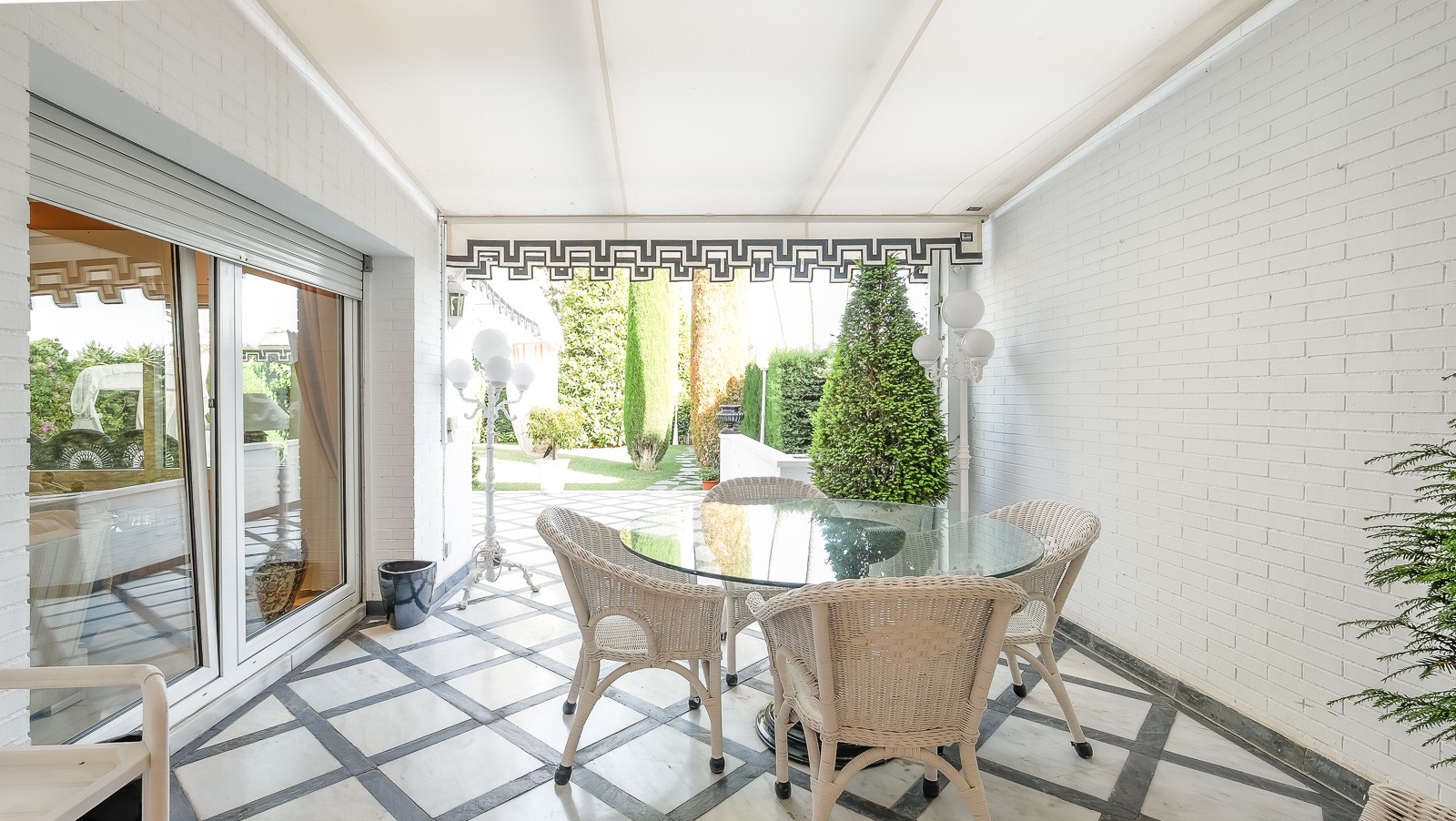 app.mge-alt - casa-cavallers-1897