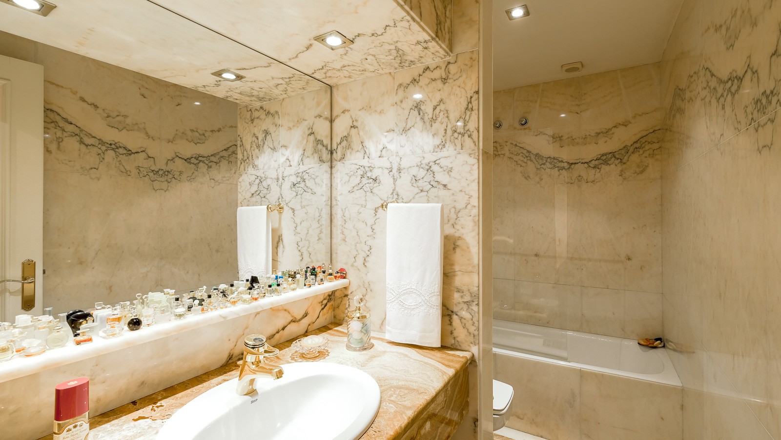 app.mge-alt - casa-cavallers-1897