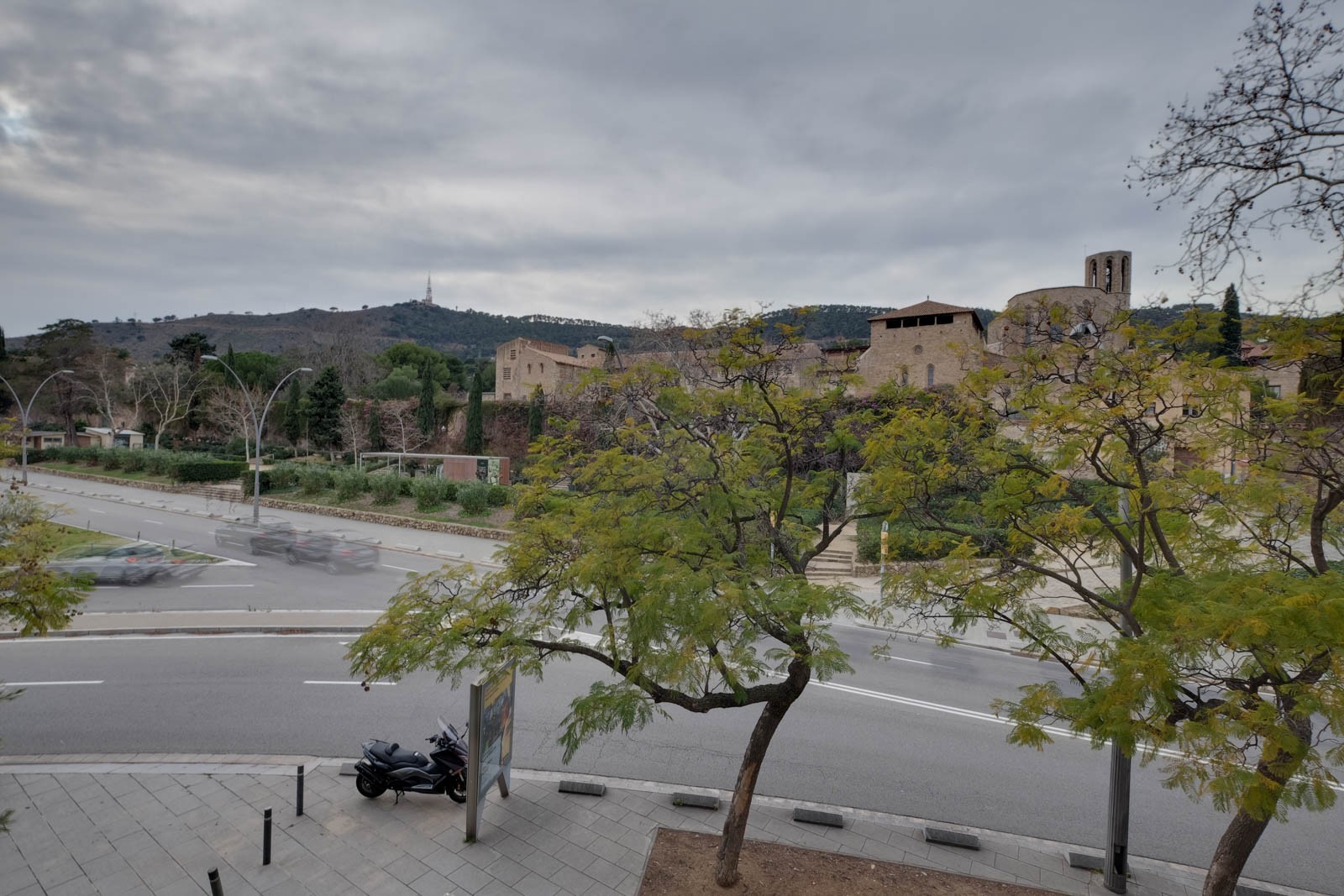 app.mge-alt - pedralbes-bisbe-catala-terraza