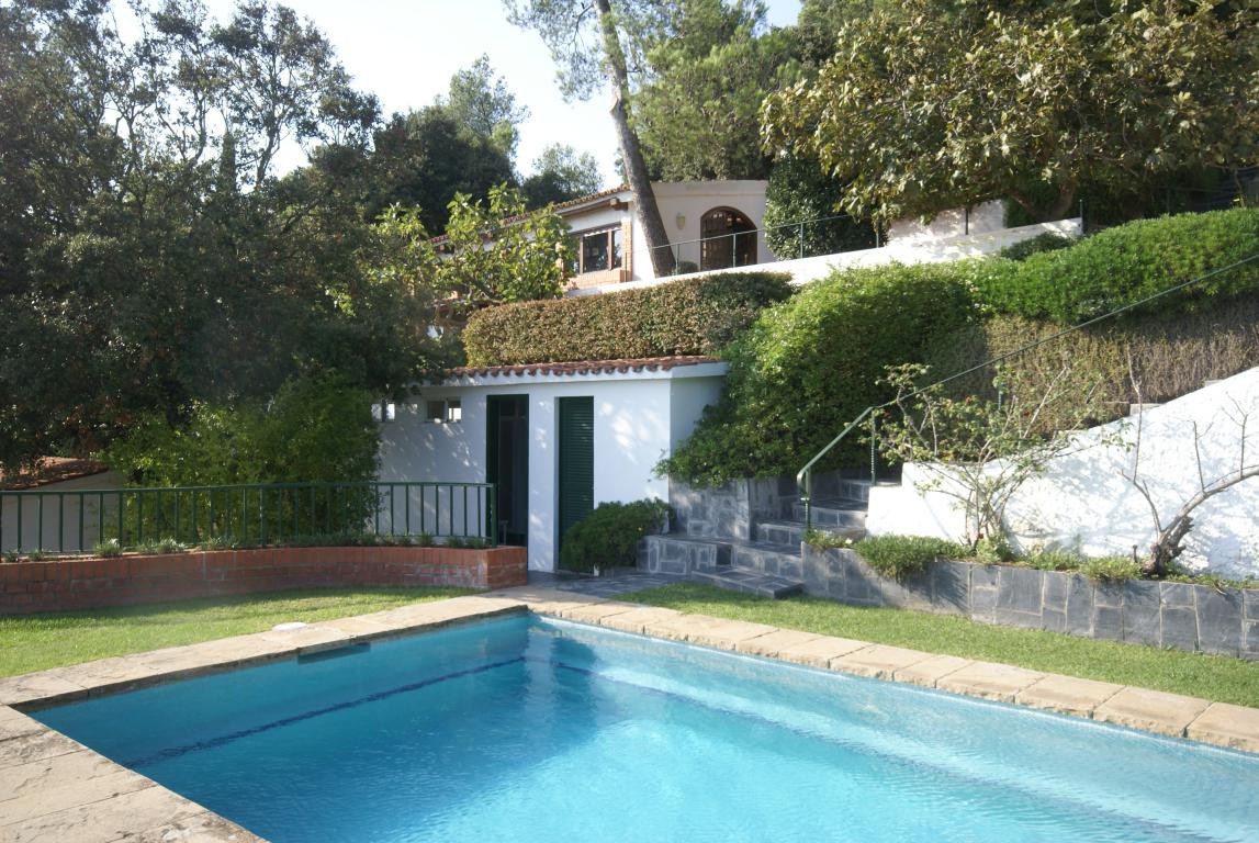 app.mge-alt - casa-lujo-sarria-jardin-piscina-703